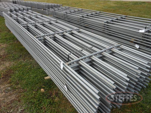 (10) NEW 20- Continuous Fence Panels_1.jpg